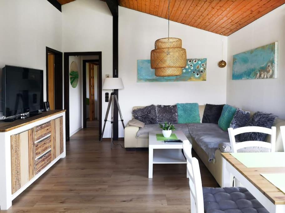 Ferienhaus Lena Im Sauerland Direkt Am Hennesee Meschede Exterior photo